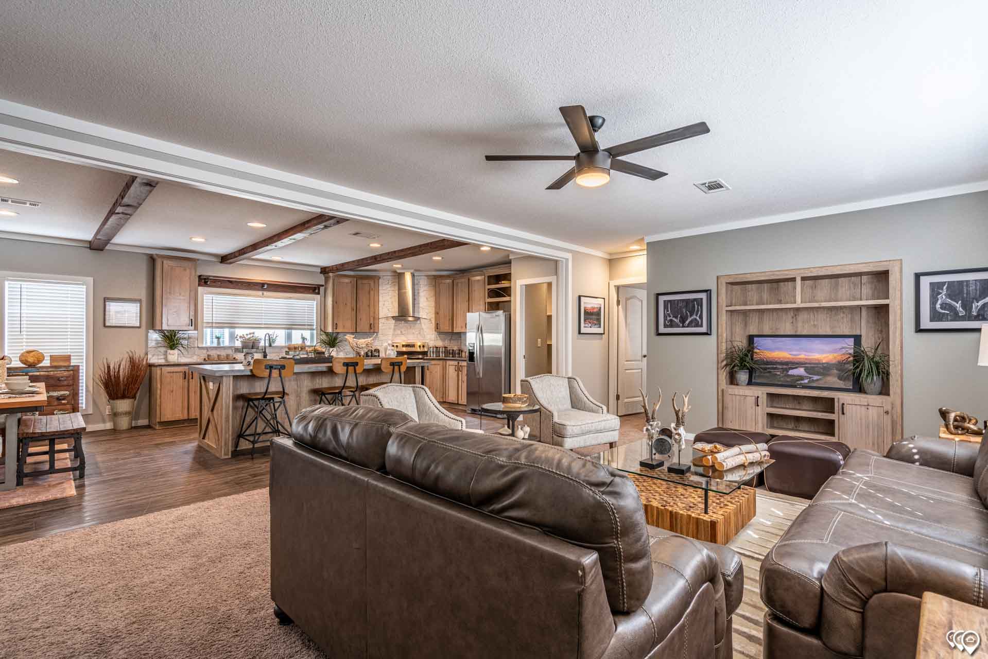 景色76 Keystone The Magnum 76 KH30764M by Palm Harbor Homes - Palm